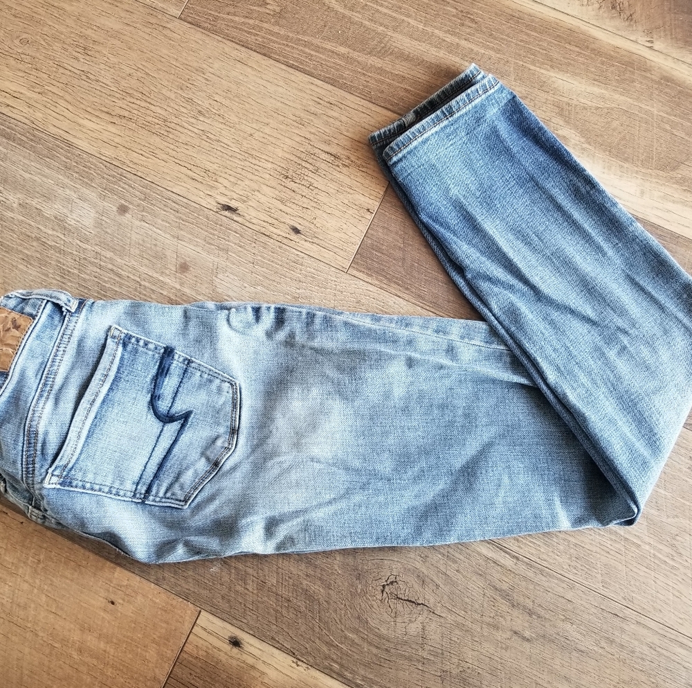 American eagle size 4 skinny Jeans
